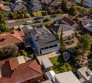 Essendon   -  Extension & Heritage Preservation